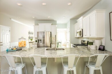 Kensington - Kitchen 3