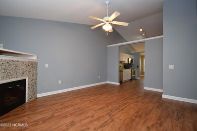1116 Masters Ln, Greenville, NC 27834 - photo 2