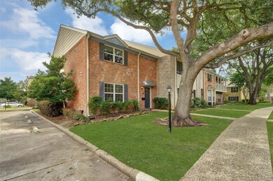 1687 W Sam Houston Pkwy S, Houston, TX 77042 - photo 2