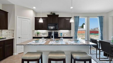 1504 Seabiscuit Dr, Granbury, TX 76049 - photo 3