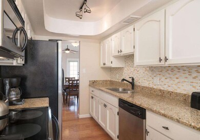 005_Kitchen