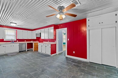 1008 Beatrice Ave, Columbia, MS 39429 - photo 6