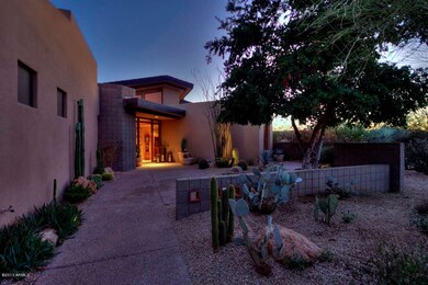 003_Front Courtyard