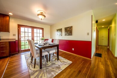 6 Dining Room