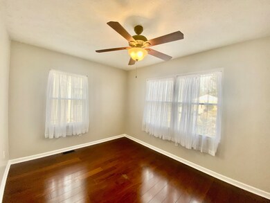 234 N 19th Ave, Beech Grove, IN 46107 - photo 6