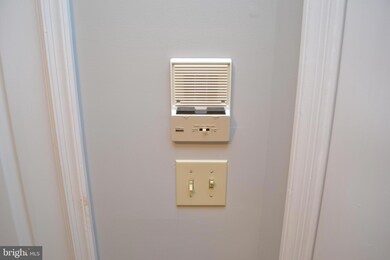 2400 Ellsworth Way unit 2C, Frederick, MD 21702 - photo 2