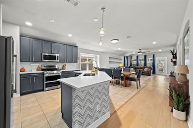 2401 Creekdale Dr, Denton, TX 76210 - photo 3