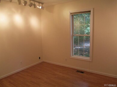 15661 Kennons Ln, Amelia Court House, VA 23002 - photo 7