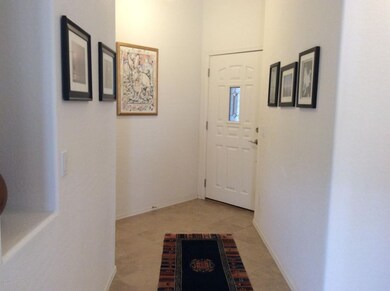 SPACIOUS ENTRANCE WITH LIGHTED ART NICHE