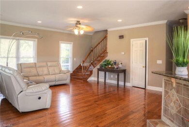 2534 High Meadow Dr, Asheboro, NC 27205 - photo 6