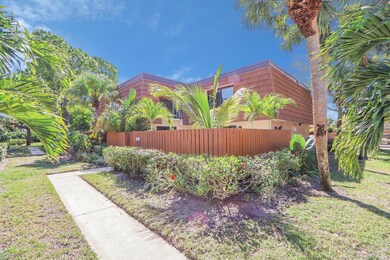 2434 24th Ct, Jupiter, FL 33477 - photo 2