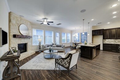 8915 Highgate Ln, Houston, TX 77080 - photo 4