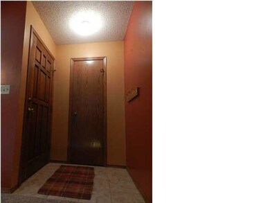 THE ENTRY WAY OFFERS NEW CERAMIC TILE!