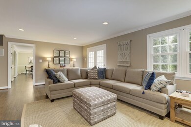 22010 Foxlair Rd, Gaithersburg, MD 20882 - photo 5