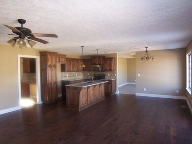 1452 S Appomattox Ave, Republic, MO 65738 - photo 6