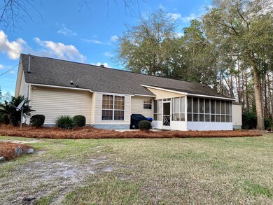 220 Corbitt Dr, Douglas, GA 31533 - photo 4