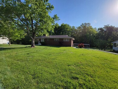 1003 Sycamore Dr unit 1003, Manchester, TN 37355 - photo 3