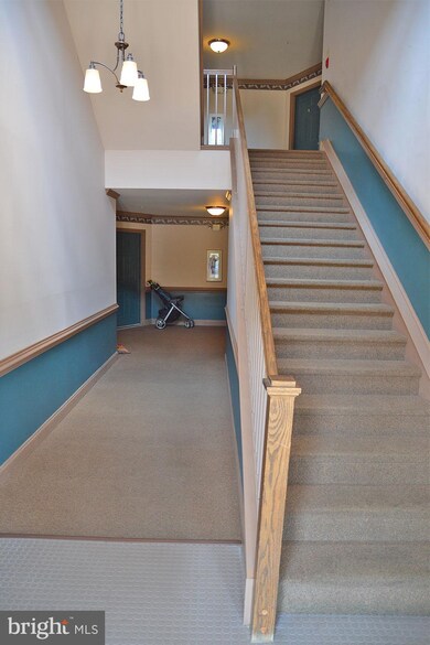 2404 Dominion Dr unit 1C, Frederick, MD 21702 - photo 4