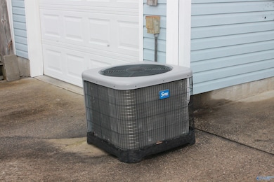 375 Cherry St NW, Hartselle, AL 35640 - photo 5