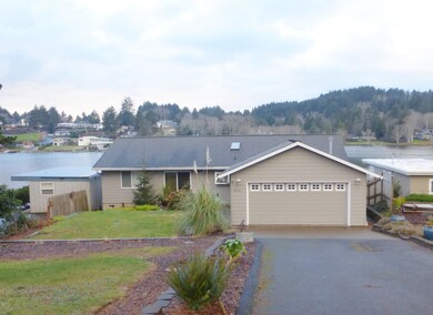 One Level Lake front!