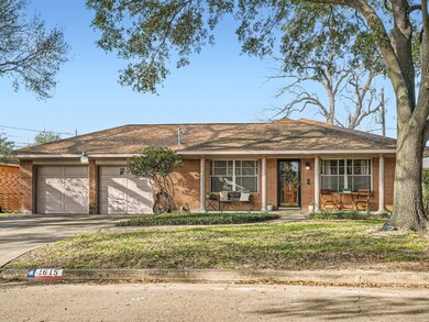1615 Willowby Dr, Houston, TX 77008 - photo 2
