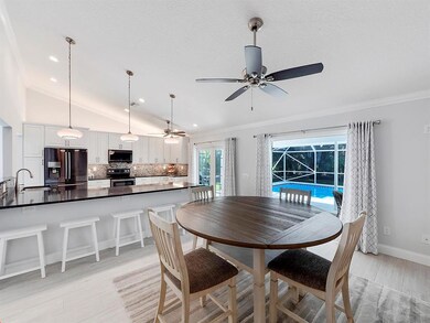 Kitchen Breakfast Bar