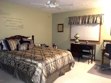 1074 Amber Ridge Dr SW unit 118, Byron Center, MI 49315 - photo 6