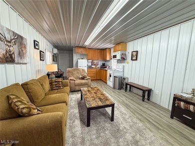 10185 Ohio 376, McConnelsville, OH 43756 - photo 5