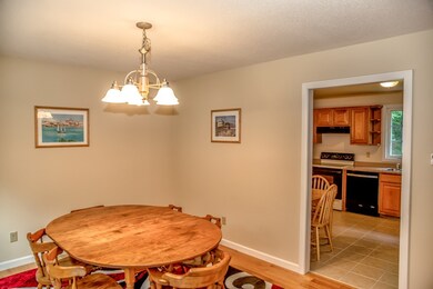 4 George Frost Dr, Holyoke, MA 01040 - photo 5