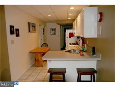 117 N Union Ave unit 1ST FLOOR, Lansdowne, PA 19050 - photo 3