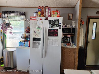 525 E Main St unit C-7, Little Egg Harbor Township, NJ 08087 - photo 6