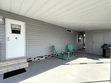 1071 Donegan Rd unit 1155, Largo, FL 33771 - photo 3