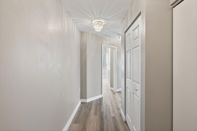 929 Portland Ave unit 604, Minneapolis, MN 55404 - photo 4