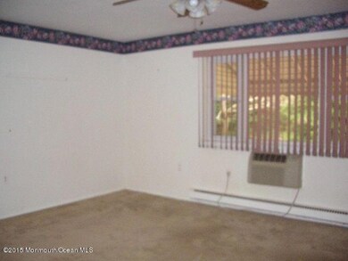 120 c hope rd living room