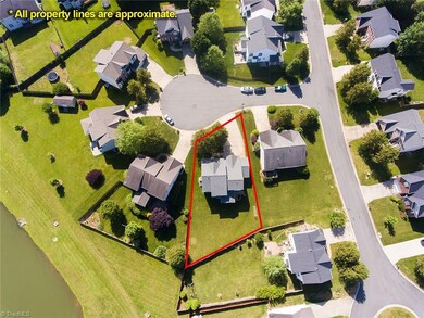 All Property lines are approximate.