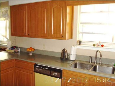 8141 Westbourne Dr, Pensacola, FL 32506 - photo 3