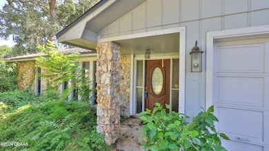 1523 N Beach-21