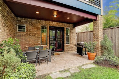 1900 Mason St unit E, Houston, TX 77006 - photo 4