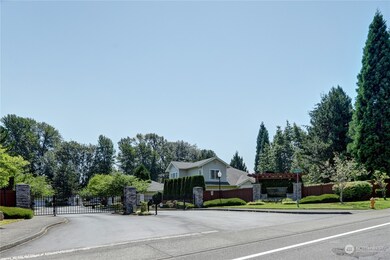 4310 S 220th Place unit 15-1, Kent, WA 98032 - photo 2