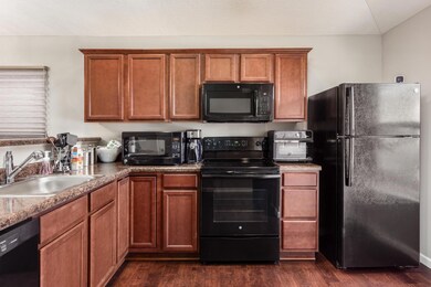 X_5196_MACCLELLAN_ST-006