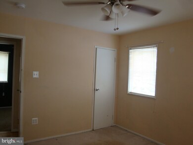 100 Martin Dr, Manassas Park, VA 20111 - photo 7