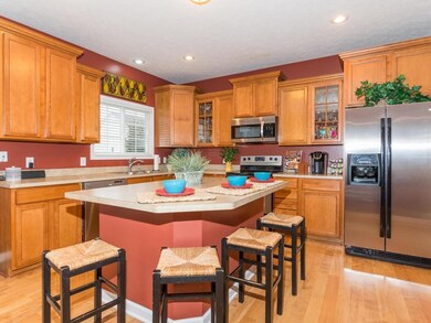 12498 Hurlock Dr, Fishers, IN 46037 - photo 3