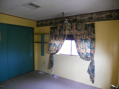 25999 N Mitchell Ln, Paulden, AZ 86334 - photo 4