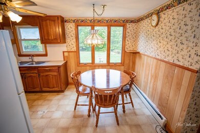 268 Dale St, North Andover, MA 01845 - photo 5