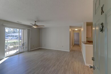 2011 N Hwy 17 2200K (2)