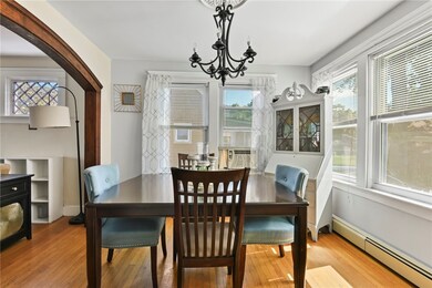 142 Lyndon Rd Cranston RI 02920 - Dining room