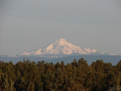 4709 SE Sunny Sage Way, Redmond, OR 97756 - photo 2