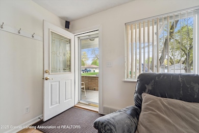 07-6028-Rolfe-Rd-Lansing-MI-48911-Window