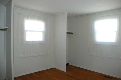 61 Birch St, Carpentersville, IL 60110 - photo 6