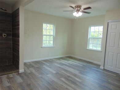 2839 E Overton Rd, Dallas, TX 75216 - photo 3